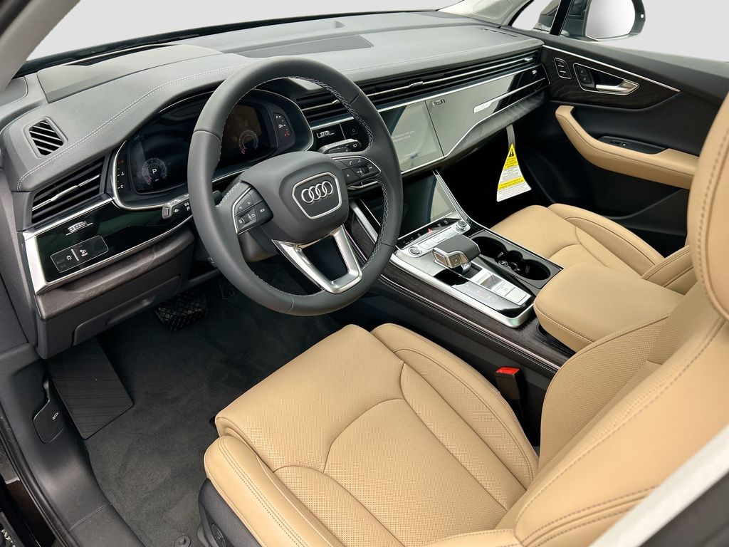 Thumbnail: 2026 Audi Q7 - 10