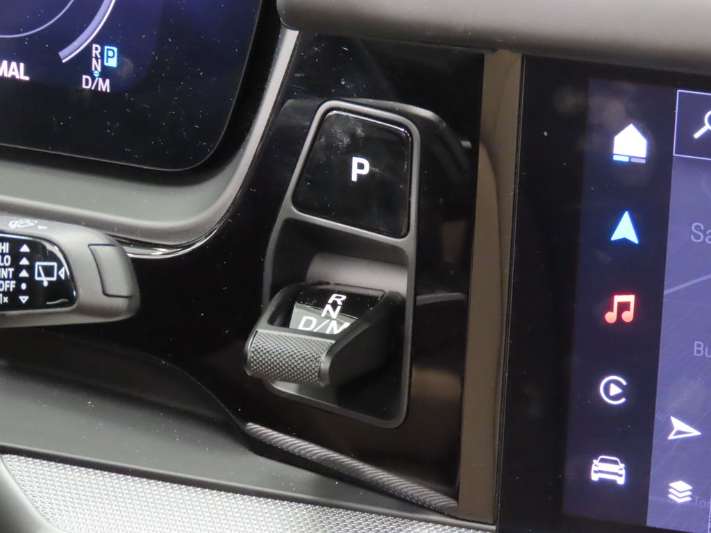 Thumbnail: 2025 Porsche Cayenne - 25