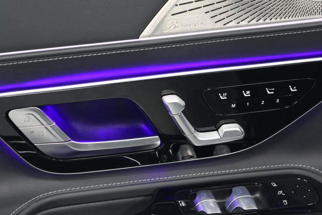 Thumbnail: 2022 Mercedes-Benz SL-Class - 32