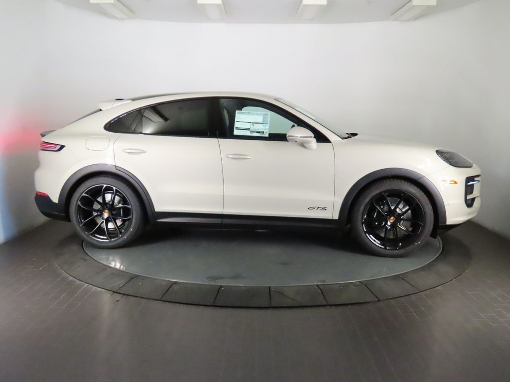 Thumbnail: 2026 Porsche  - 8