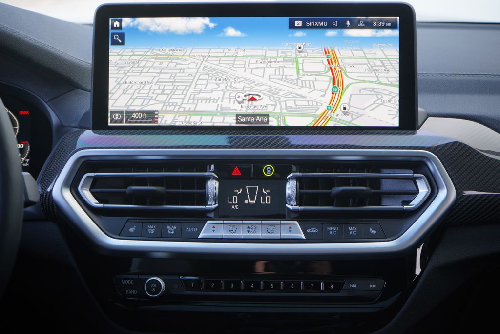 Thumbnail: 2025 BMW X4 - 15