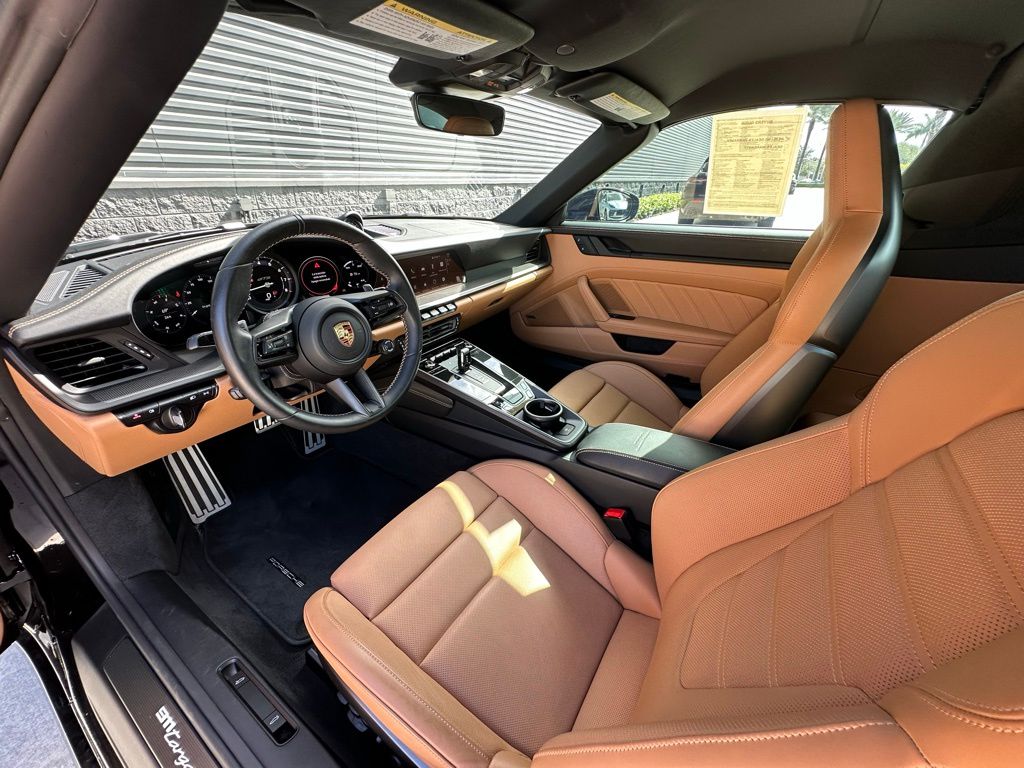 Thumbnail: 2024 Porsche 911 - 4