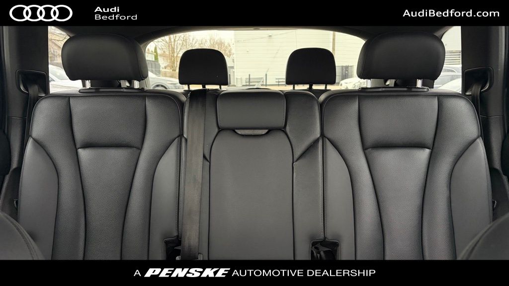 Thumbnail: 2023 Audi Q7 - 23