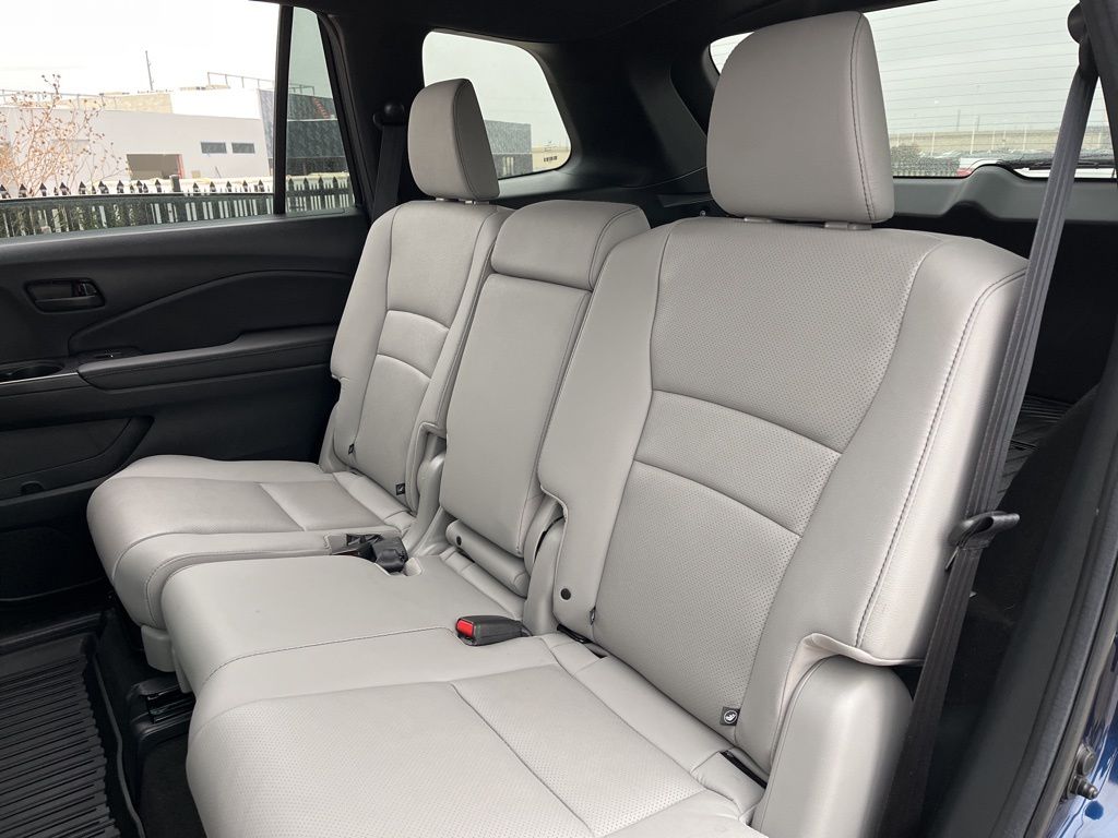 Thumbnail: 2022 Honda Passport - 28