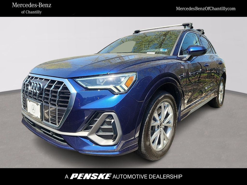 Thumbnail: 2022 Audi Q3 - 1