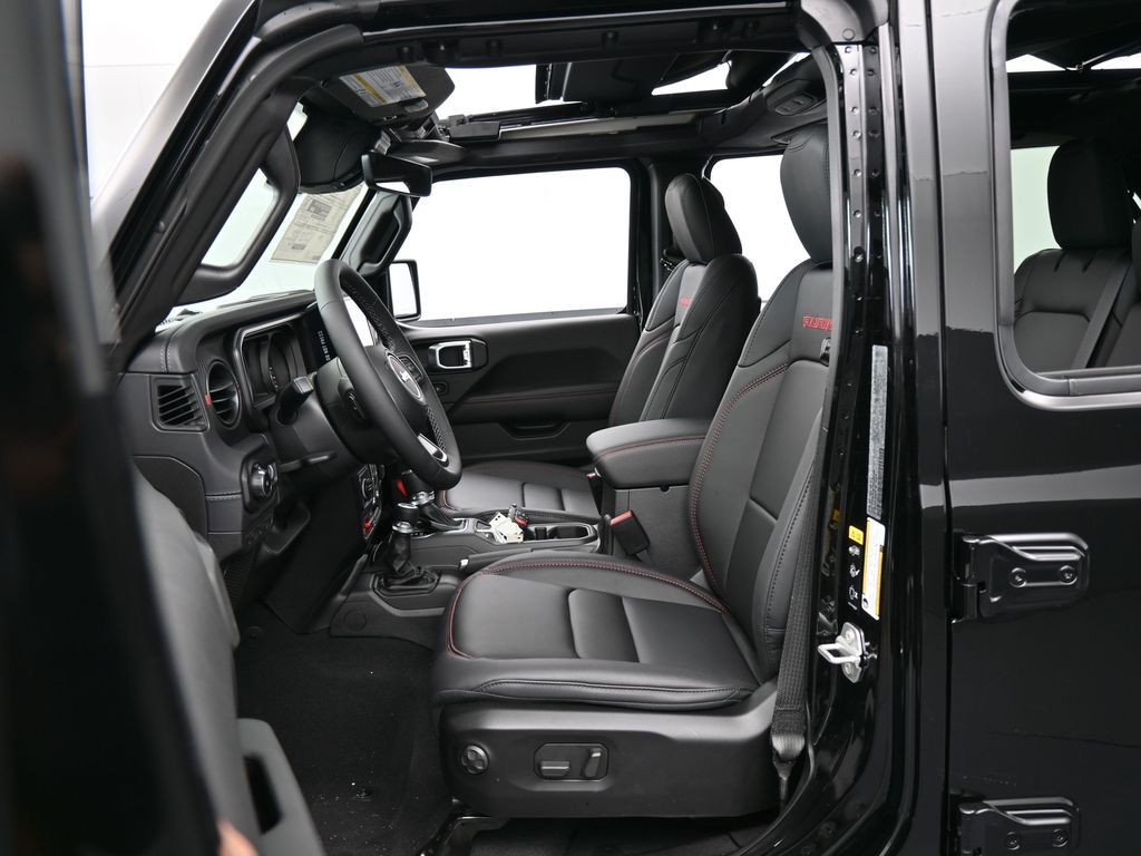 New 2026 Black Clearcoat Jeep Rubicon X image 11