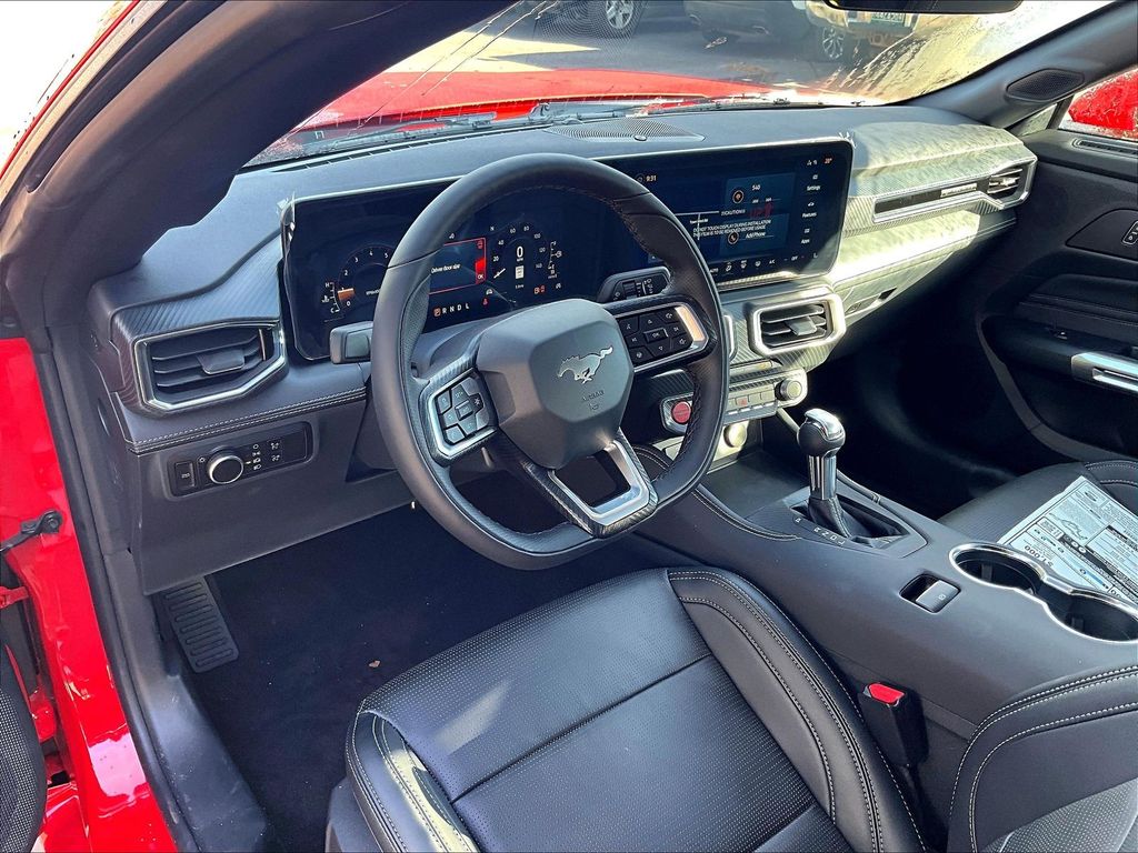 2026 Ford Mustang — photo 7