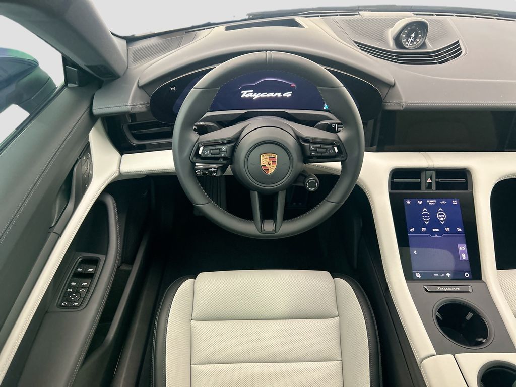 Thumbnail: 2026 Porsche Taycan - 12
