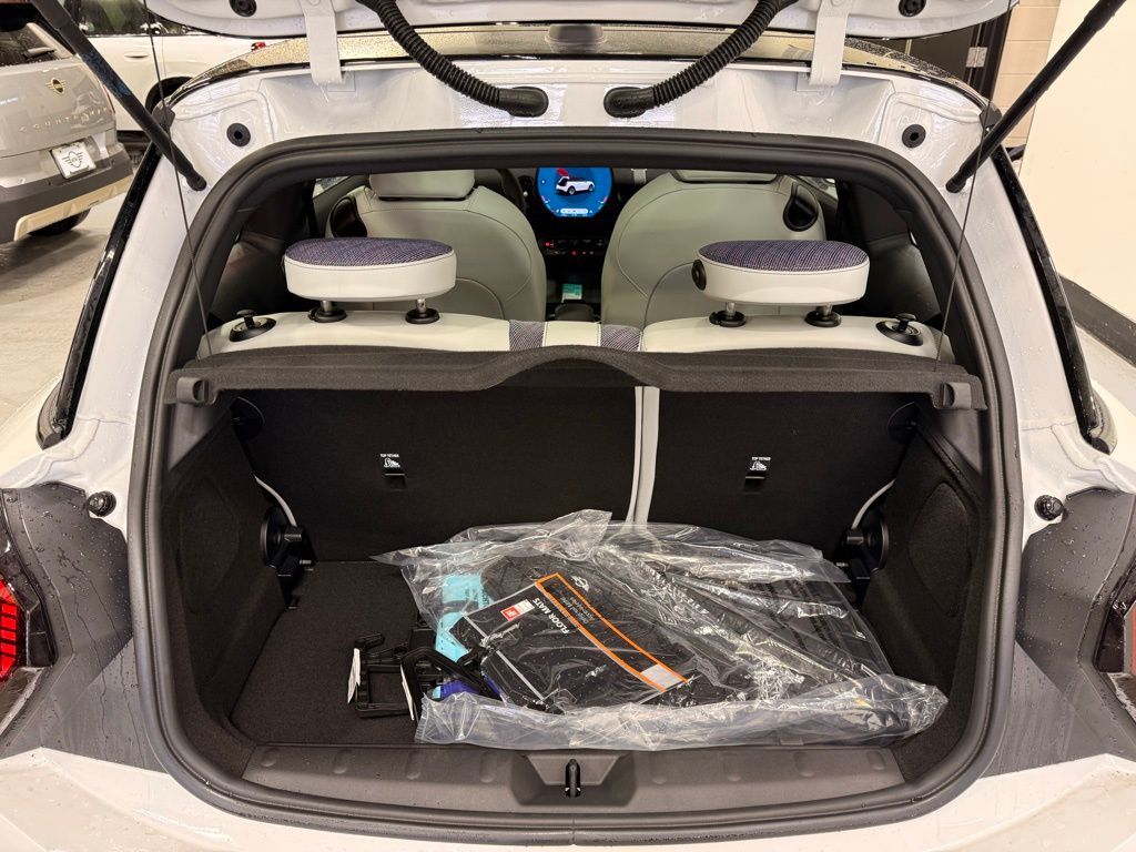 Thumbnail: 2026 MINI Cooper - 20