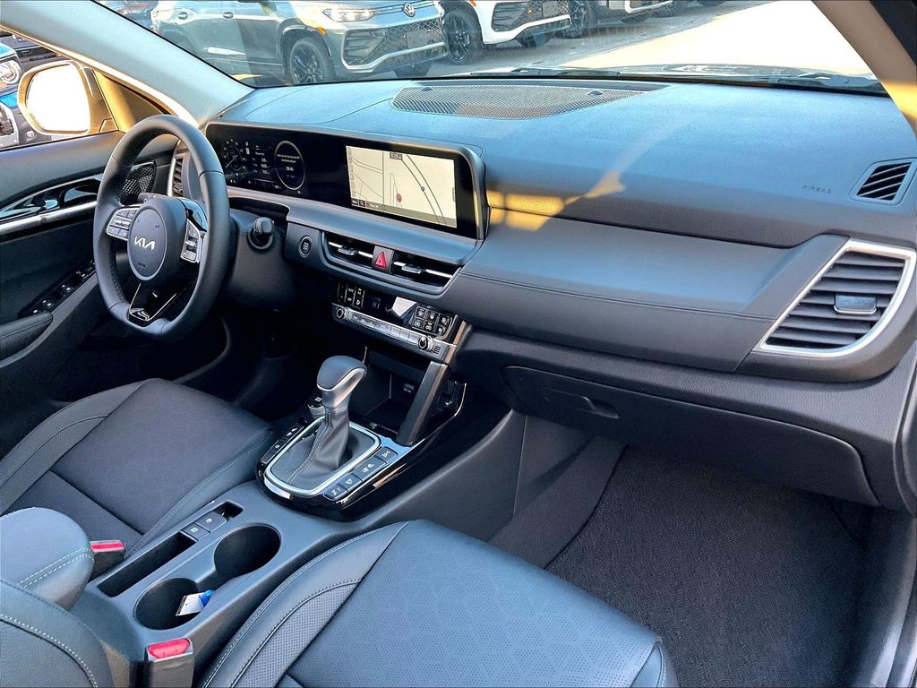 2026 Kia Seltos — photo 10