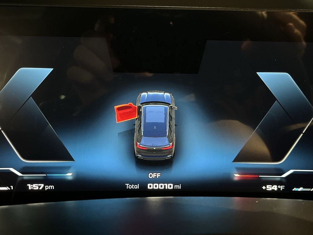 Thumbnail: 2026 BMW X5 - 15