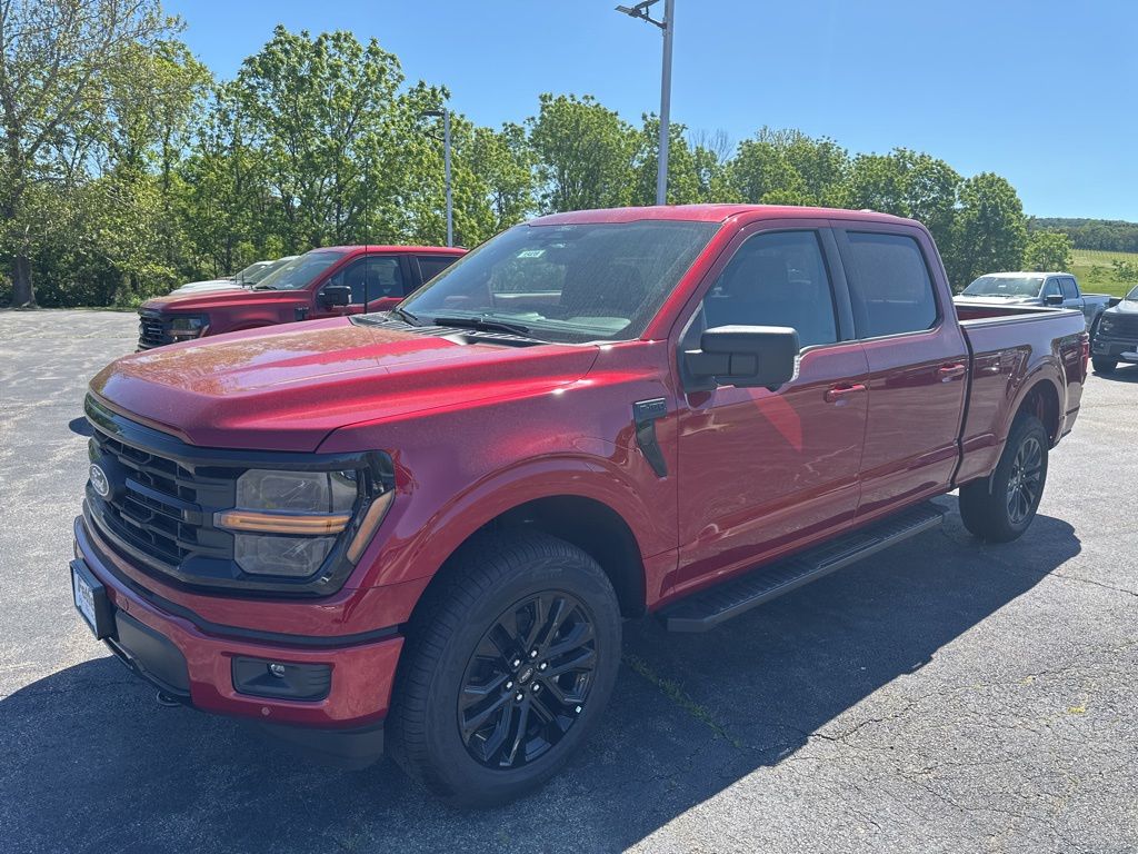 Ruby Red Metallic Tinted Clearcoat 2026 Ford F-150 XLT SuperCrew 4WD Pickup Truck Four-Wheel Drive Automatic