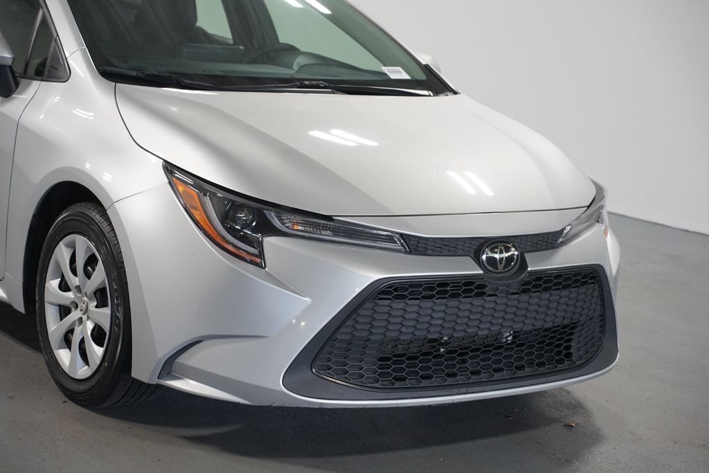 Thumbnail: 2022 Toyota Corolla - 4