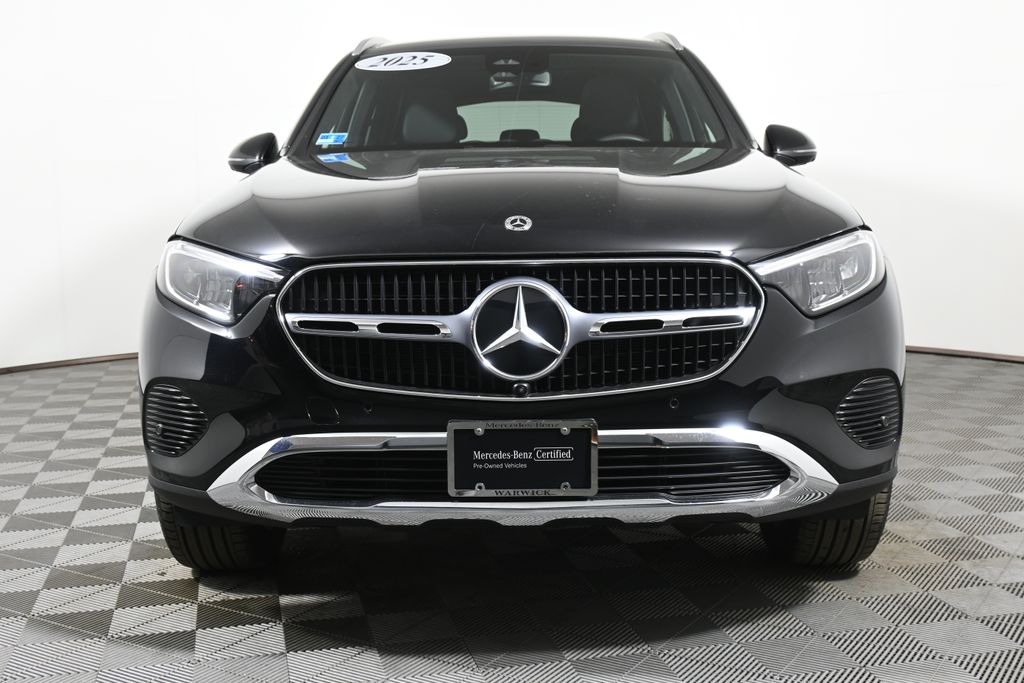 2025 Mercedes-Benz GLC 300 9