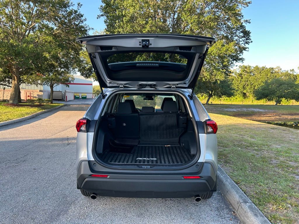 Thumbnail: 2024 Toyota RAV4 - 10
