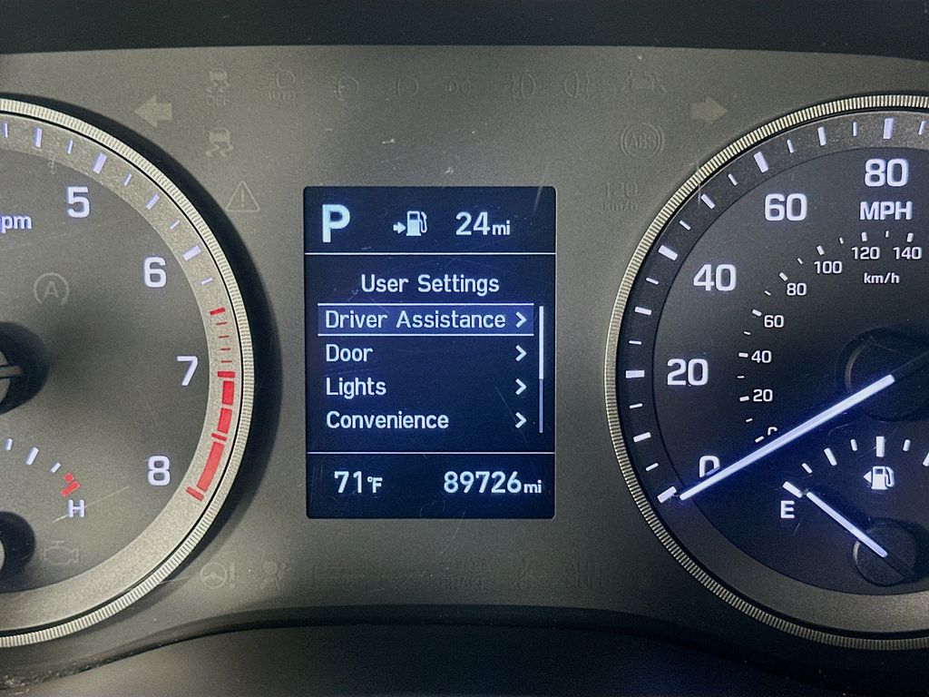 Thumbnail: 2020 Hyundai Tucson - 12