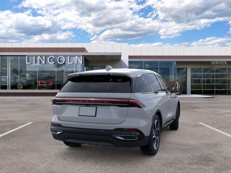 Thumbnail: 2026 Lincoln Nautilus - 8