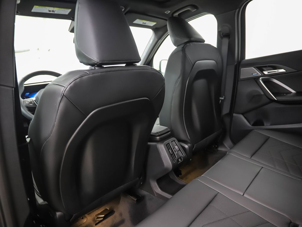 Thumbnail: 2026 BMW X1 - 21