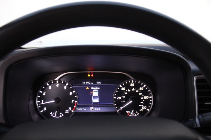 Used Car 2022 Nissan Frontier  Crew Pickup Sv Rear Wheel Drive For Sale Under $25,000 In Georgetown, Texas