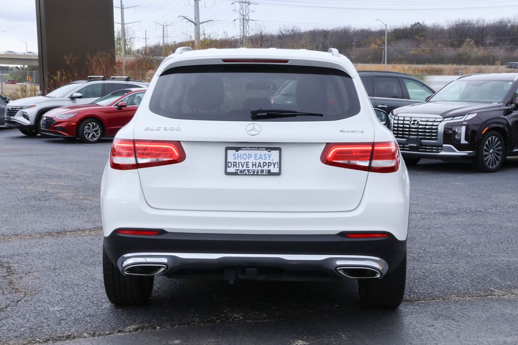 2017 Mercedes-Benz GLC GLC 300 12