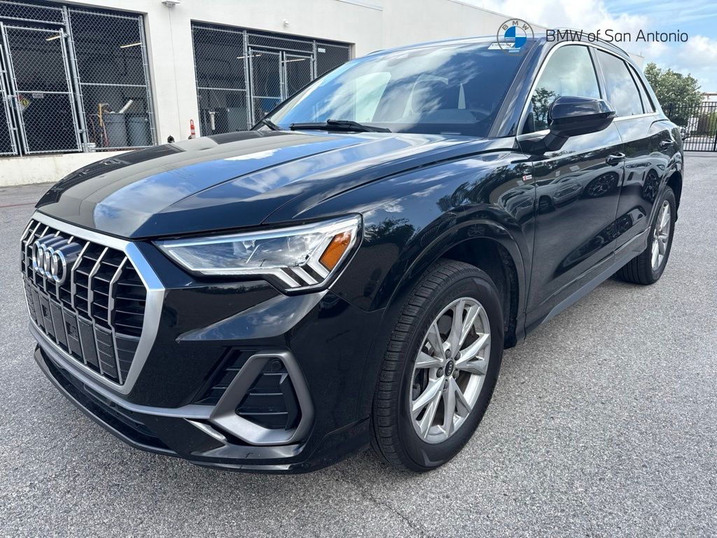 Mythos Black Metallic 2022 Audi Q3 SUV / Crossover All-Wheel Drive 8-Speed Automatic