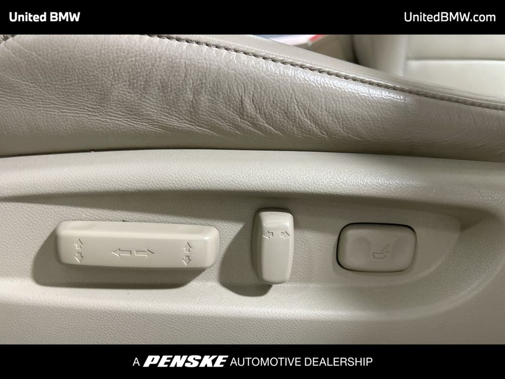 Thumbnail: 2018 Acura MDX - 12