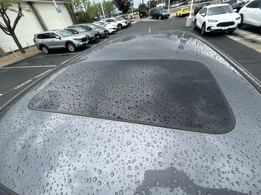 Thumbnail: 2021 Honda CR-V - 22