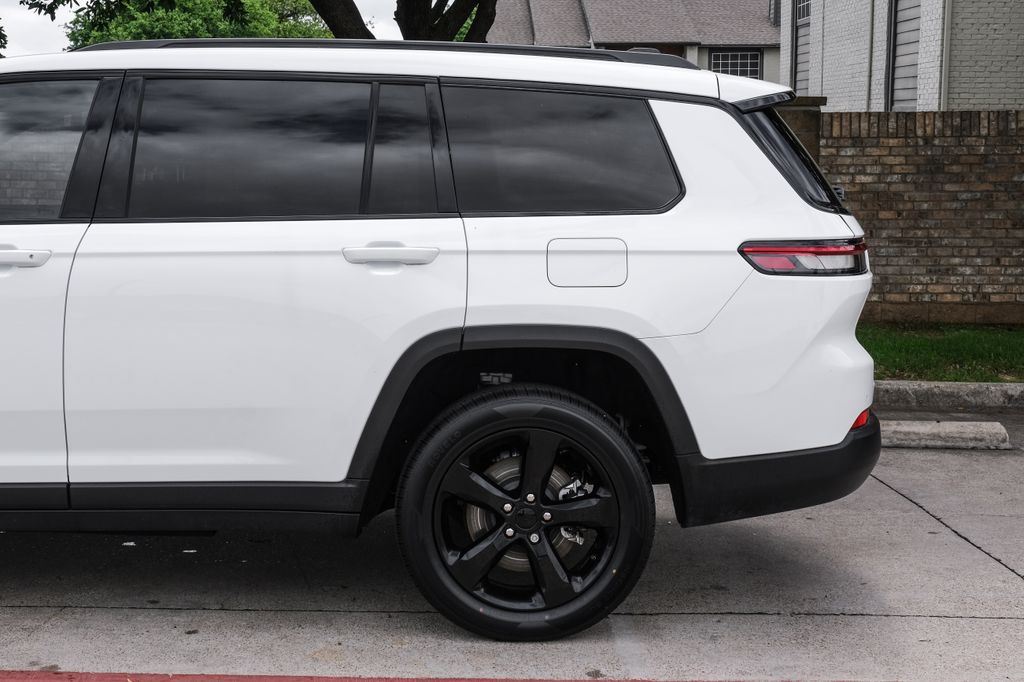 used 2023 Jeep Grand Cherokee L car, priced at $27,900