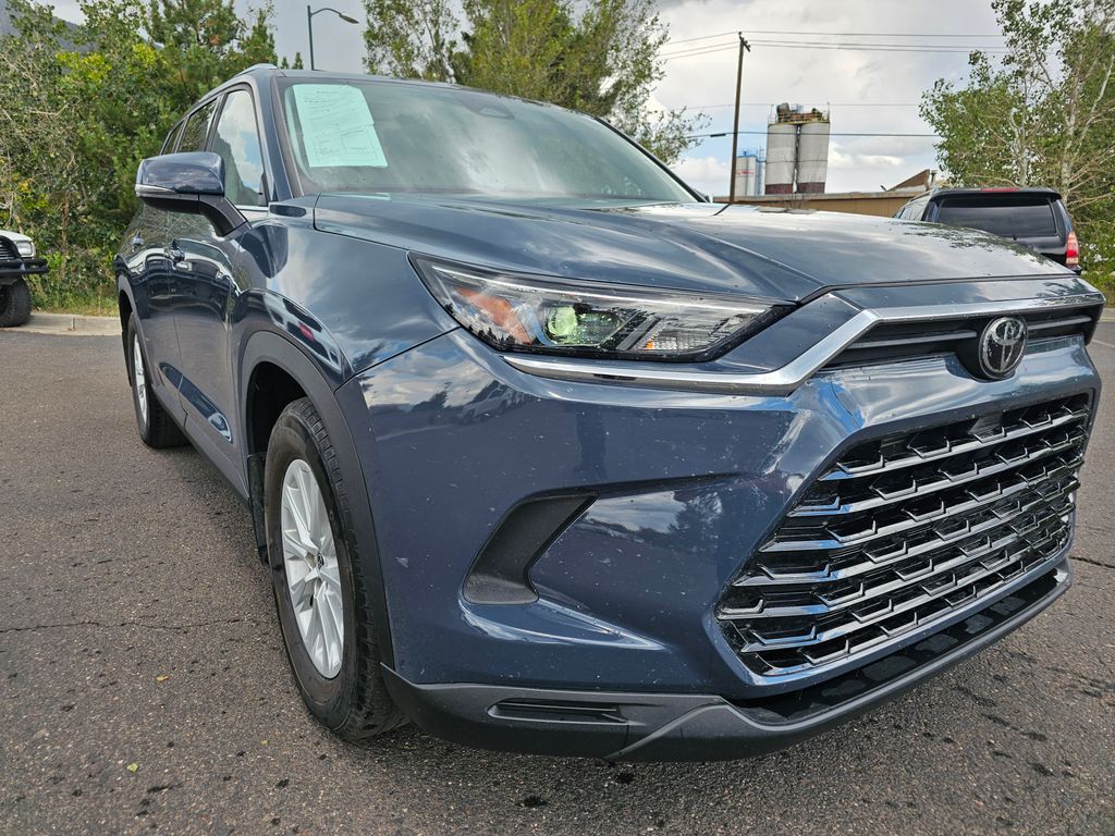 2024 Toyota Grand Highlander Hybrid XLE AWD