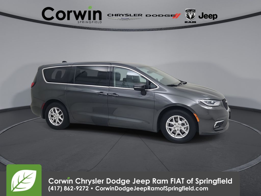 2023 Chrysler Pacifica Touring L FWD