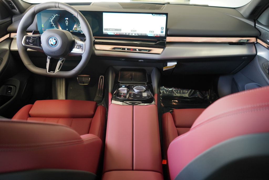 Thumbnail: 2026 BMW i5 - 13