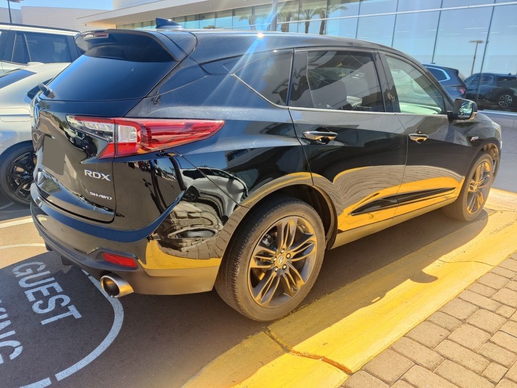 Thumbnail: 2021 Acura RDX - 4