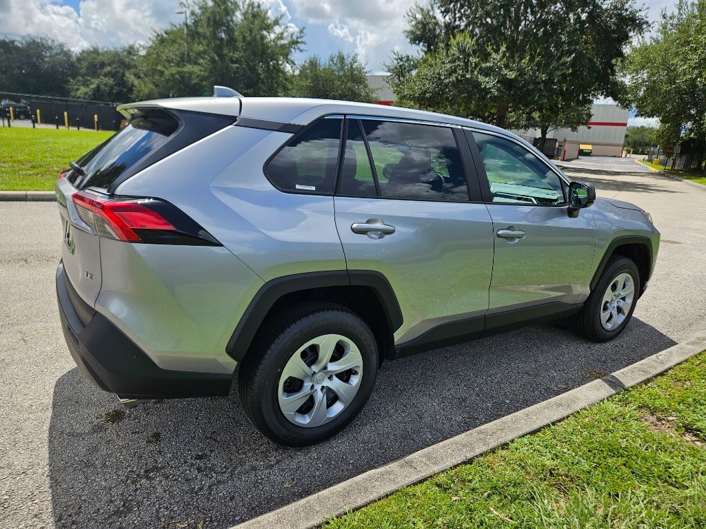 Thumbnail: 2024 Toyota RAV4 - 5