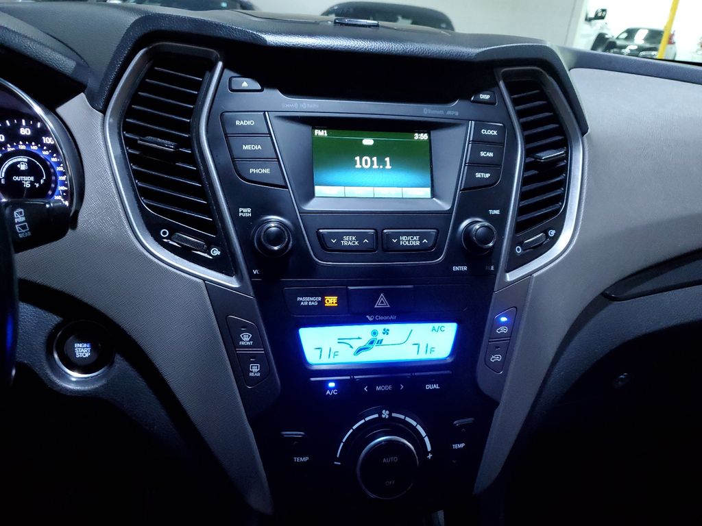 2014 Hyundai Santa Fe Sport 2.0T 29