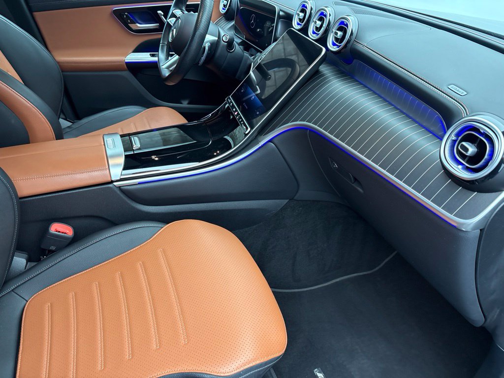 Thumbnail: 2023 Mercedes-Benz GLC - 26
