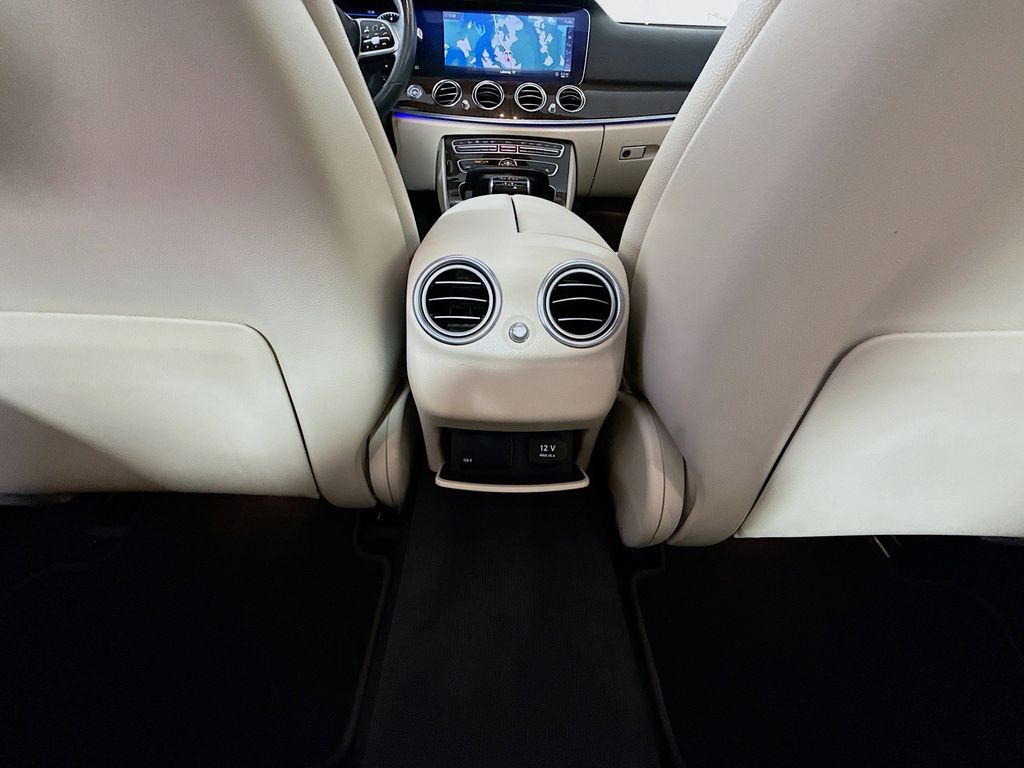 Thumbnail: 2019 Mercedes-Benz E-Class - 24