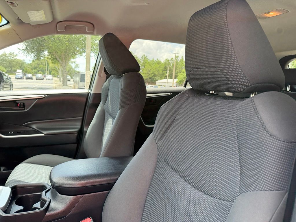 Used 2019 Toyota RAV4 SUV