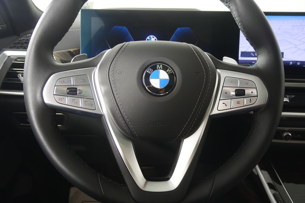 Thumbnail: 2026 BMW X7 - 20