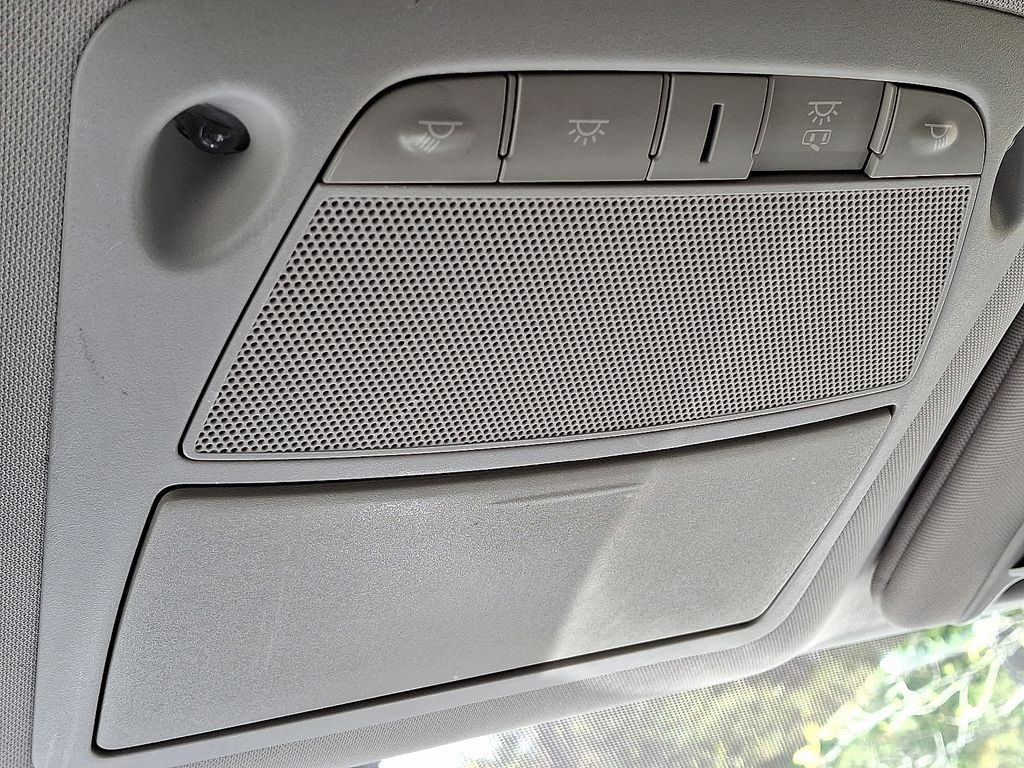 Thumbnail: 2015 Nissan Murano - 25