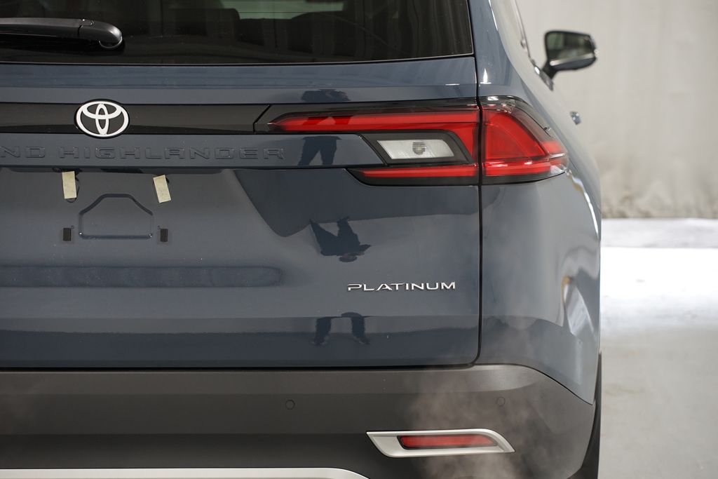 Thumbnail: 2026 Toyota Grand Highlander - 10