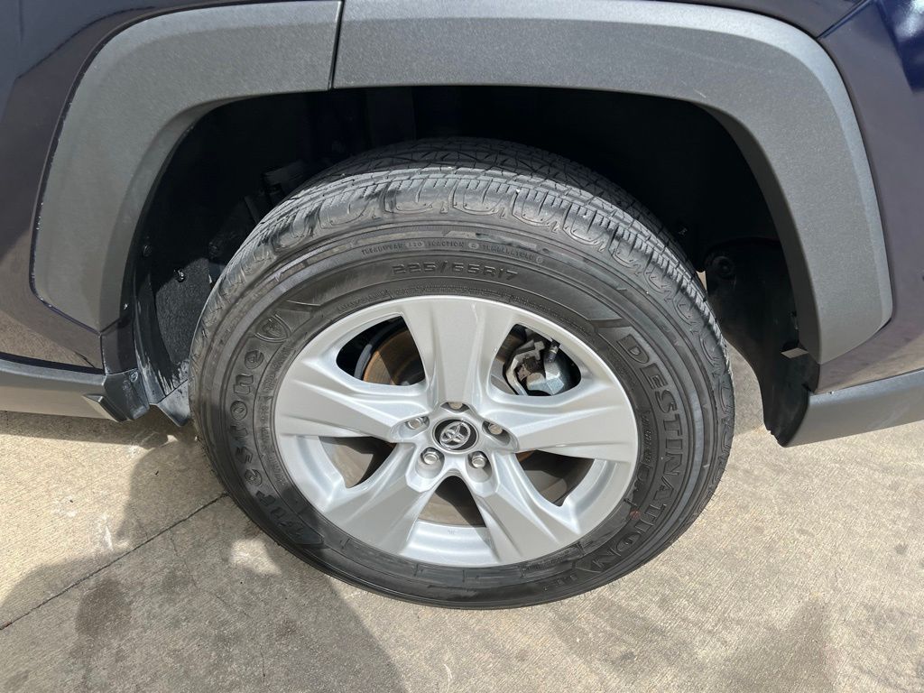 Used Car 2021 Toyota Rav4  Xle For Sale Under $30,000 In Georgetown, Texas