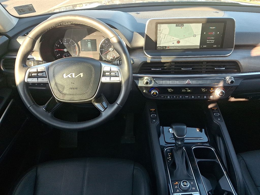 Thumbnail: 2022 Kia Telluride - 14