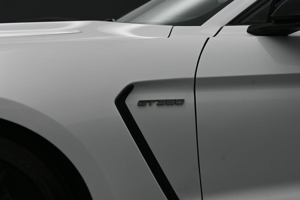 2017 Ford Shelby GT350 