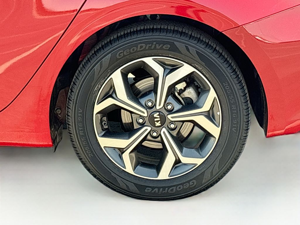Thumbnail: 2021 Kia Forte - 30