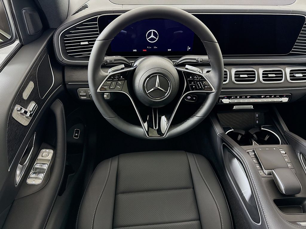 Thumbnail: 2026 Mercedes-Benz GLE - 10