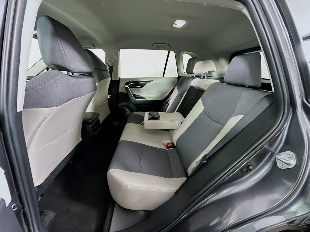 Thumbnail: 2024 Toyota RAV4 - 24