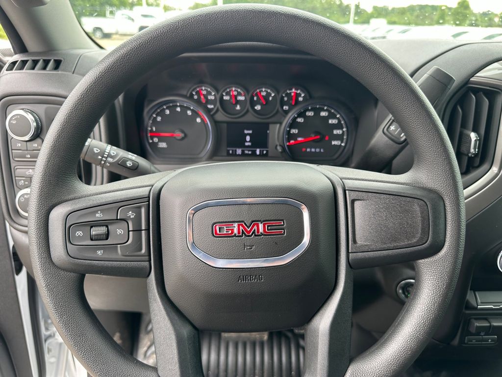 2024 GMC Sierra 2500HD Pro 13