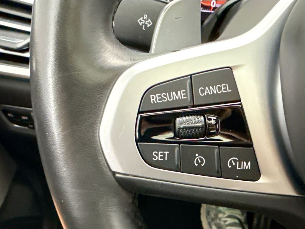 Thumbnail: 2021 BMW X7 - 11