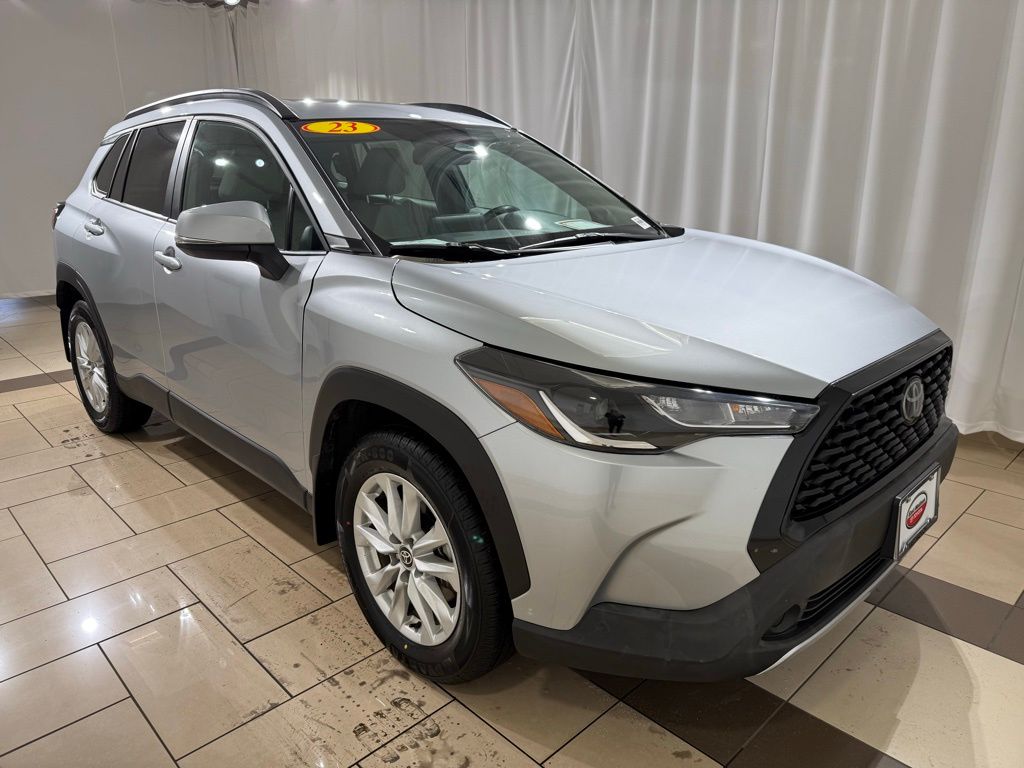 Thumbnail: 2023 Toyota Corolla Cross - 7