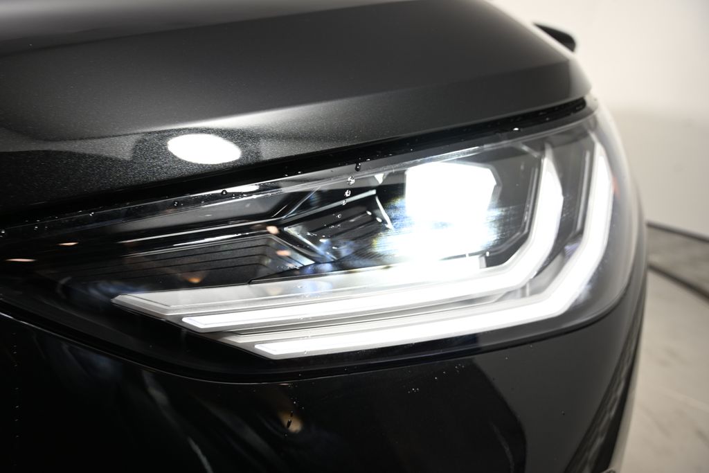 Thumbnail: 2025 BMW X3 - 9